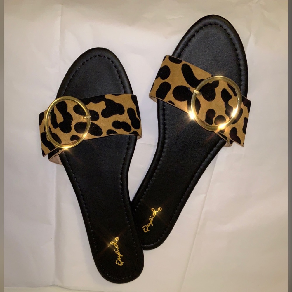 ‼️⚠️ MUST GO Size 6 Leopard Slide Sandals - Picture 1 of 7